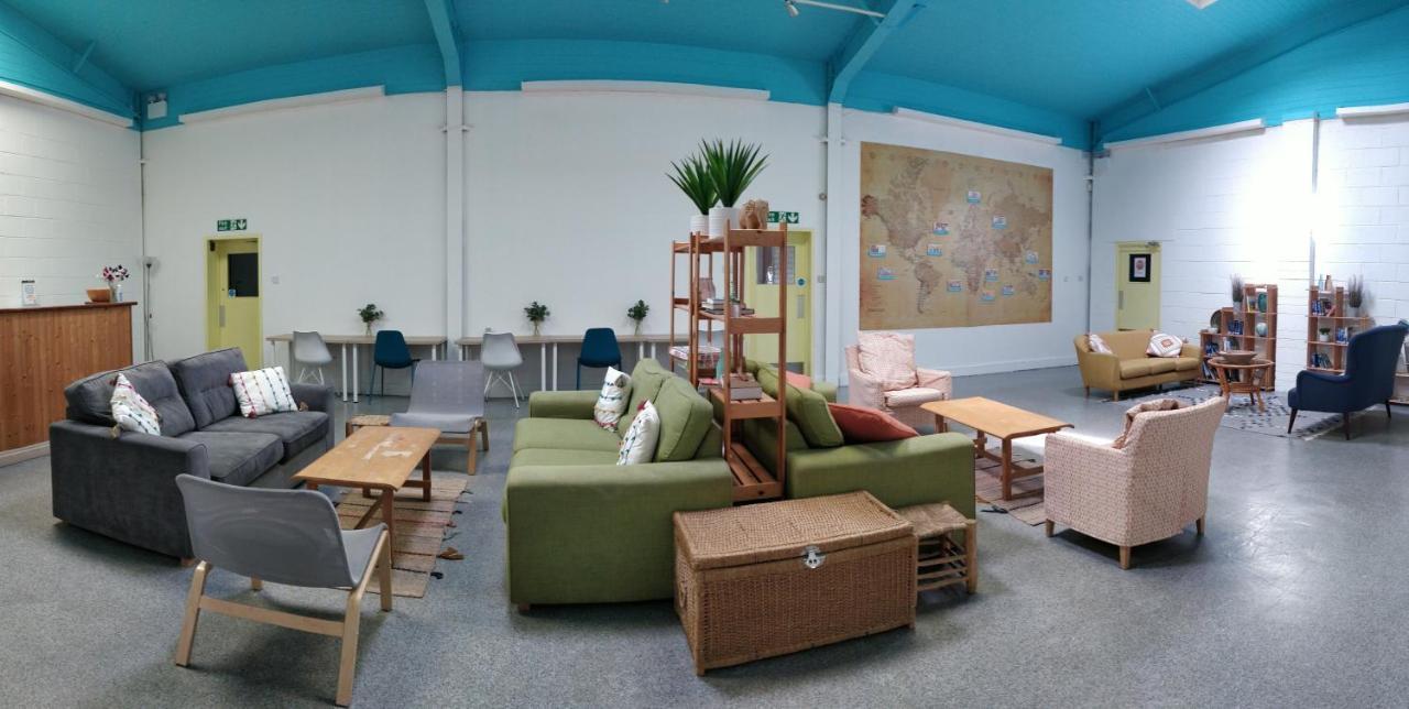 Y Doc At World Horizons Community Hub Hostel Ланели Екстериор снимка